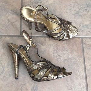 Gianni Bini metallic shoes 8 M